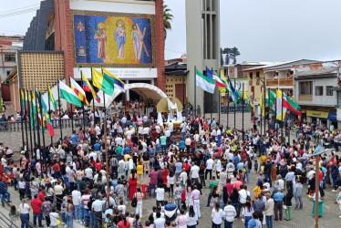 Procesión de Resurrección en Aguadas.