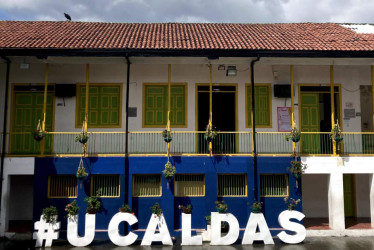 Sede de la Universidad de Caldas en Aguadas. Funciona en el colegio Roberto Peláez. 