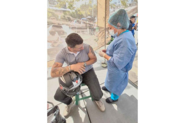 Vacunación contra la fiebre amarilla en Manizales