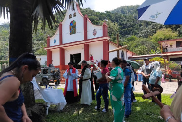 Última estación del viacrucis en Pueblo Nuevo, Pensilvania (Caldas).