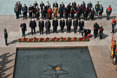Rusia conmemora el 80.º aniversario de la victoria en la Segunda Guerra Mundial sobre la Alemania nazi y sus aliados. La Unión Soviética perdió 27 millones de personas en la guerra. 