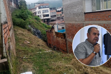 El Juzgado Civil del Circuito de Chinchiná, en primera instancia, sancionó al Municipio por no ejecutar a tiempo una obra de mitigación (muro de contención) en las escalas contiguas al área de urgencias del Hospital San Marcos. El alcalde, Carlos Alberto Riveros (foto), recibió una orden de arresto de 20 días.