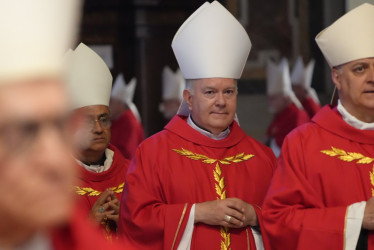Monseñor José Miguel Gómez, arzobispo de Manizales, participó en la misa del cuarto día de los Novendiales por el eterno descanso del papa Francisco, en el Vaticano.