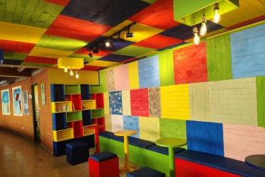 Es muy acogedor el espacio de lectura