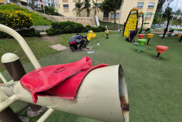 Así se encuentran algunos juegos del Parque Faneón.