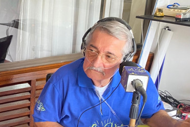 Javier Comas Peñaranda, periodista que falleció este lunes. Era propietario de la emisora La Voz de La Dorada.