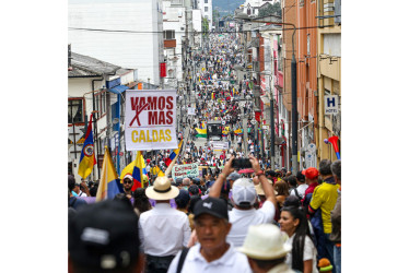 La marcha por el Día del Trabajo en Manizales se desarrolló entre el Parque de la Mujer y la Plaza de Bolívar.