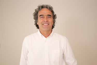 Sergio Fajardo, político y académico colombiano. 