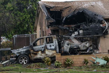 La avioneta impactó en una zona residencial de San Diego, California (Estados Unidos).