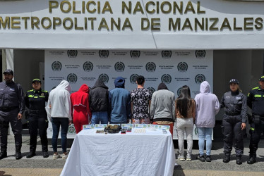 Capturaron a seis miembros por orden judicial, mientras a otros dos los sorprendieron vendiendo estupefacientes.