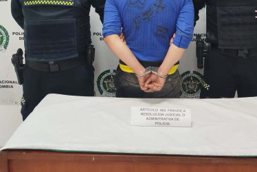 Por fraude a resolución judicial o administrativa de Policía aprehendieron a Fernán.