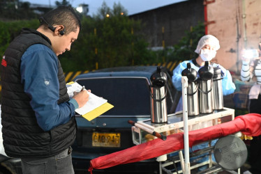 Cerca de 10 comparendos fueron realizados por ocupación del espacio público se realizaron en la Plaza de mercado Impala de Pereira.