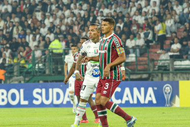 Dayro Moreno y Thiago Silva, capitanes y referentes respectivos del Once Caldas y Fluminense, volverán a enfrentarse el próximo 29 de mayo en el estadio Maracaná. Se espera la asistencia de unos 1.500 aficionados albos. El precio de la boletería visitante ya está disponible.