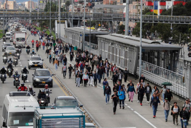 Bloqueos de vías del sistema de autobuses TransMilenio en el "paro nacional"
