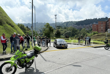 Este es el sector en la avenida Kevin Ángel en donde asesinaron en la mañana de este miércoles a un hombre.