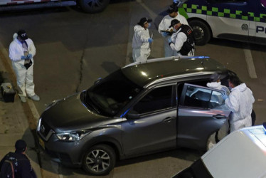 Vehículo en el que se movilizada Élmer Fernández Velasco, cuando fue asesinado.