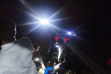 Foto| LA PATRIA  Mineros y Bomberos trabajaron en el rescate.