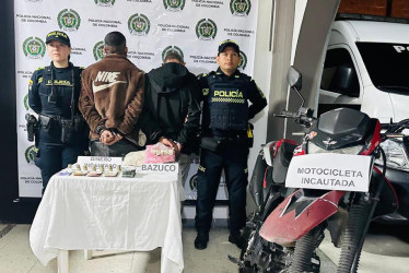 Estupefacientes y una moto, lo incautado.