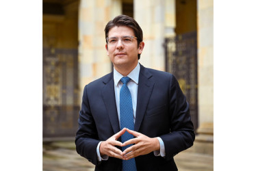 El senador Miguel Uribe se debate entre la vida y la muerte tras el atentado sufrido el sábado en Bogotá.