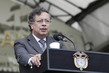El presidente, Gustavo Petro, anunció que derogará el decreto con el que convocó una consulta popular para tramitar la reforma laboral, luego de que el Senado y la Cámara de Representantes aprobaran esta iniciativa.