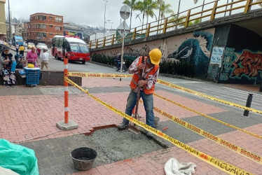 El mal estado de la reja en la calle 29, entre las carreras 2 y 21, representaba un riesgo para las personas.