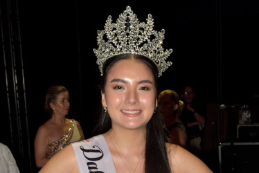 Foto | Luis Fernando Ramírez | LA PATRIA Ella es Dahiana la reina del bicentenario de Salamina elegida el 8 de junio.