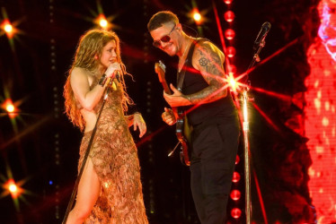 Shakira y Alejandro Sanz en el concierto en Miami. 