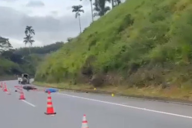 El ciudadano murió de manera instantánea tras accidentarse en una moto.