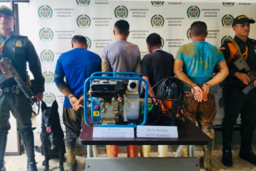 Ninguno de los capturados tenía permisos ambientales ni licencias para ejercer la minería 