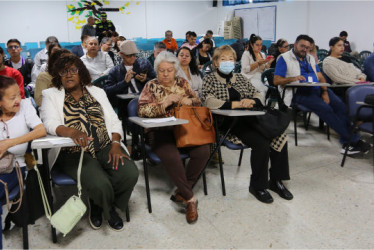 La comunidad estuvo atenta durante las intervenciones de los líderes y de los secretarios de despacho. 