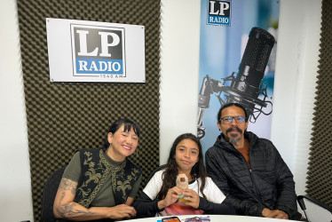 Diana Patricia Ramírez, África Ortiz y Carlos Andrés Ortiz, integrantes de Abuela Montañita