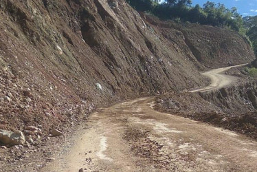 Hay 24 rutas con pasos restringidos o cierres totales en Caldas este viernes (20 de junio). Habilitan una vía azotada por derrumbes en el Norte de Caldas.