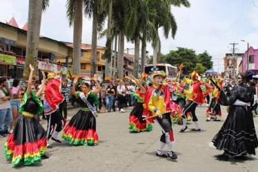 La imagen oficial de las fiestas rinde homenaje al legado indígena de Quinchía, destacando elementos como la panela, el gorrión de anteojos y el cerro Batero