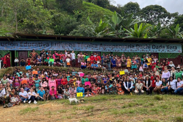 15 comunidades indígenas se reunieron en Pueblo Rico para conformar una junta y guardia indígena femenina para protegerse de las violencias en sus territorios 
