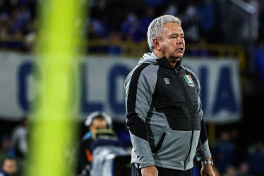 Hernán Darío Herrera, técnico del Once Caldas, en el partido de este miércoles ante Millonarios.