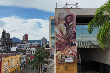 Un nuevo mural se abre paso entre los muros del Centro Cultural Lucy Tejada de Pereira con un mensaje poderoso y sensible: el arte como lenguaje del alma