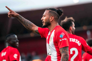 Luis Suárez, se coronó como el máximo goleador de LaLiga Hypermotion con 27 goles, y tendrá su cuarta oportunidad con la selección Colombia 