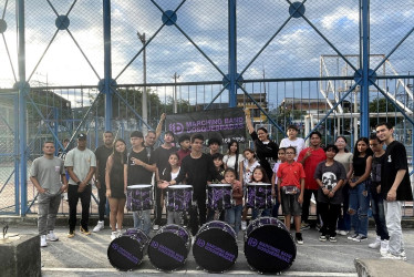 A la marching band de Dosquebradas les donaron cuatro bombos, cuatro redoblantes y una máquina para hacer crispetas