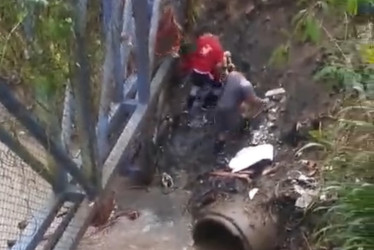 La temporada de lluvias dejó como víctima fatal a un niño de 2 años en Caimalito, corregimiento de Pereira. 