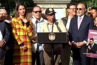 El presidente de la República, Gustavo Petro, firmó en la Quinta de Bolívar, en Bogotá, la ley de la reforma laboral.