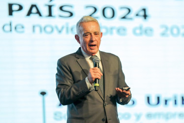 El procurador delegado para este caso, Bladimir Cuadro, consideró que durante el juicio no se presentaron pruebas contundentes en contra de Álvaro Uribe Vélez