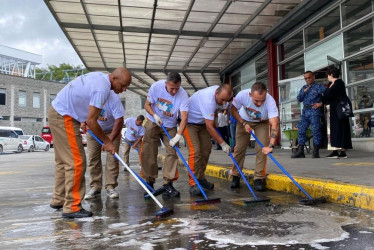 “¡Buena esa!” es una iniciativa social que se hizo en la Terminal de Transportes de Manizales con personas privadas de la libertad. 
