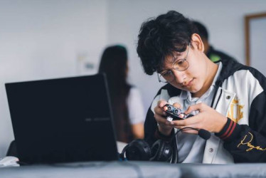 Foto I LA PATRIA  Foto I Cortesía Unimedios Manizales I LA PATRIA  Estudiantes de colegios en formación en aulas STEM. Así resalta la Universidad Nacional de Colombia labores de sus sede en Manizales, durante un año con Leopoldo Múnera al frente de la Rectoría.
