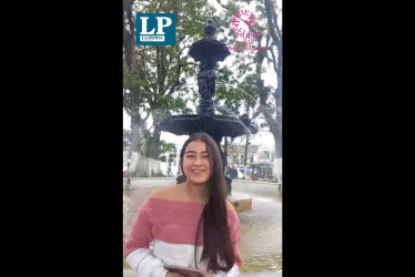  La caldense Valentina Grajales lee su poema en voz alta para LA PATRIA desde Salamina sobre la escritora María Martínez de Nisser 