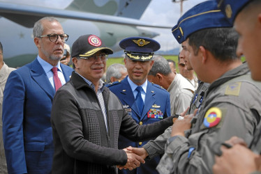 Foto | EFE | LA PATRIA  Gustavo Petro inauguró ayer la Feria Internacional Aeronáutica y Espacial F-AIR 2025, en Rionegro.