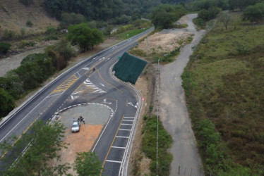 El alcalde anunció que la obra se entregaría a finales de agosto de este 2025. A mediados de julio se habilitaron 200 metros iluminados. Conozca el tramo mejorado.