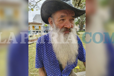 Hernando, conocido como Garra, cuidaba motos y hacía mandados.