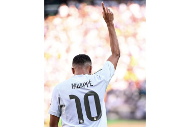 El nuevo 10 del Real Madrid, Kylian Mbappé.