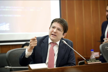 Miguel Uribe Turbay, senador y precandidato presidencial del partido Centro Democrático, colectividad que solicitó protección a la CIDH tras el atentado del congresista.