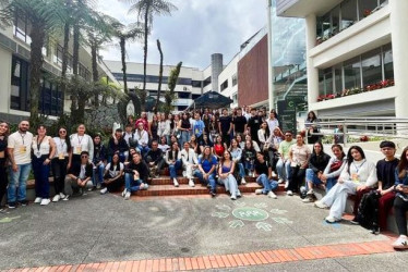 Cerca de 100 estudiantes empezarán su carrera universitaria. Cuatro llegan en movilidad internacional. 